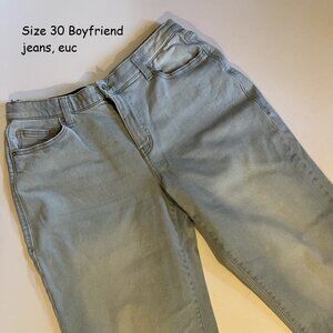 Size 30 Lularoe Boyfriend jeans, light blue (82)